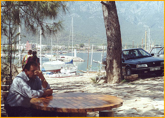 View to Kemer from Y�r�k Park [ 19 September 2000 ] � Erdogan Tan