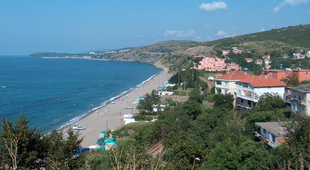 T�rkali Village & Beach (& far view to Filyos) July 2005